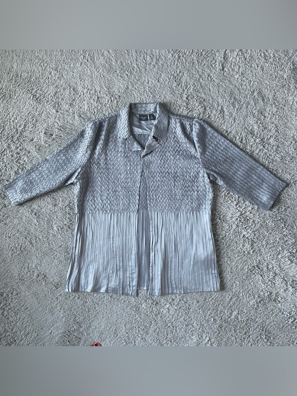 Chico’s Silver Metallic Jacket Size 2, 3/4 Sleeve Elegant Satin-like Crinkle